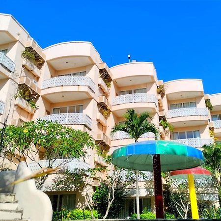 Hawaii Resort Family Suites Anyer Exteriör bild