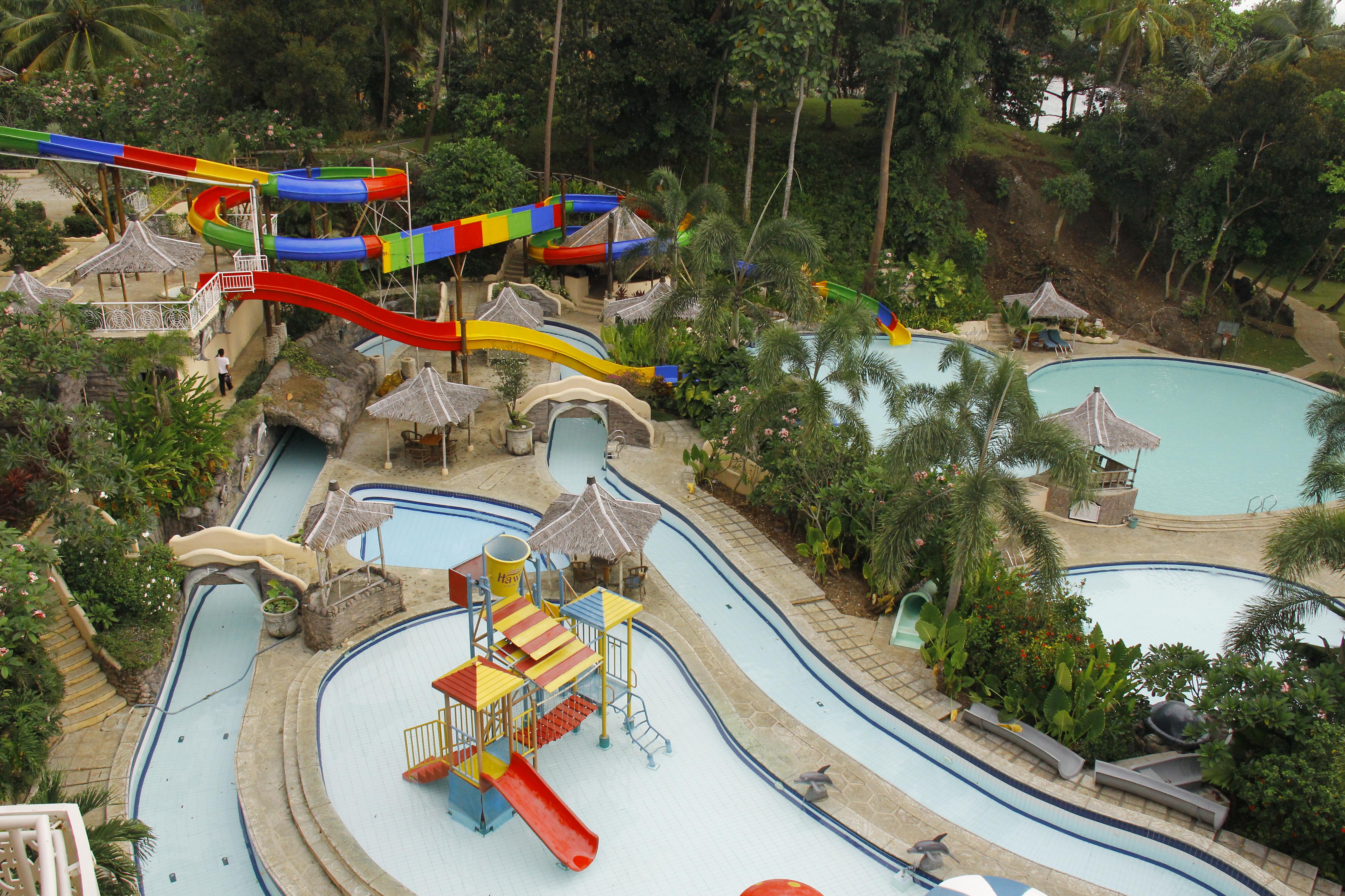 Hawaii Resort Family Suites Anyer Exteriör bild