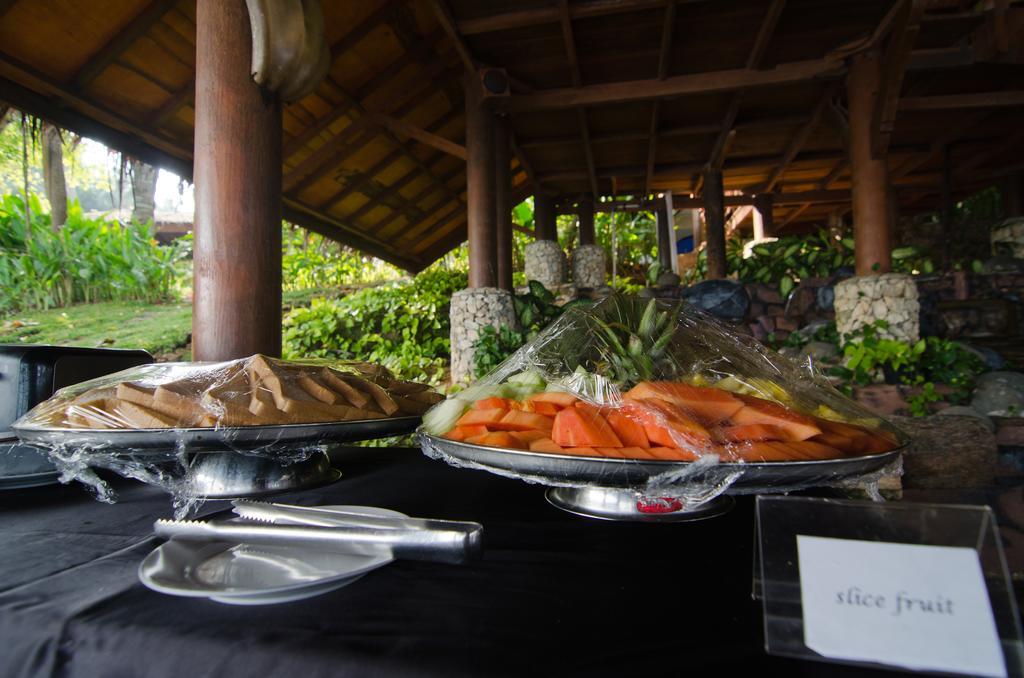 Hawaii Resort Family Suites Anyer Exteriör bild