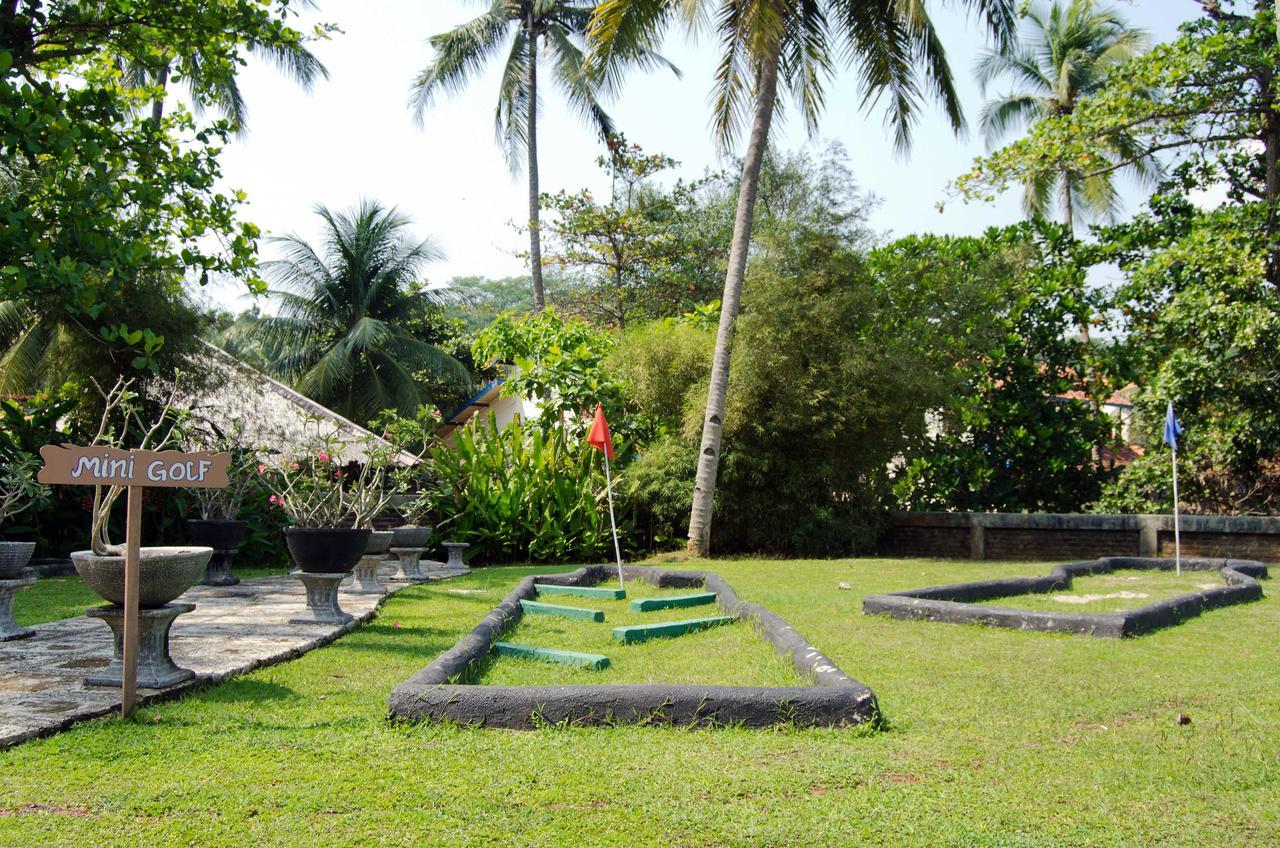 Hawaii Resort Family Suites Anyer Exteriör bild
